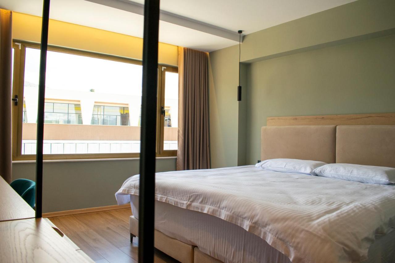 Bocca Hotel Korce Exterior photo