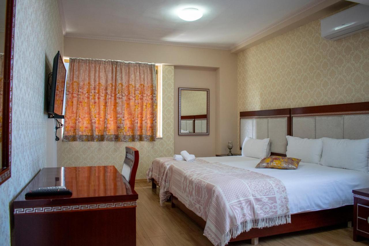Bocca Hotel Korce Exterior photo